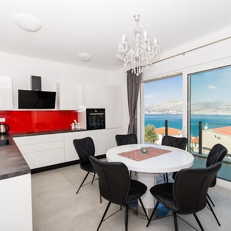 Apartment Julia โตรกีร์ ภายนอก รูปภาพ