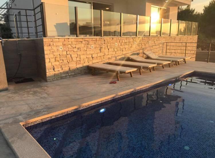 Apartment Julia โตรกีร์ ภายนอก รูปภาพ