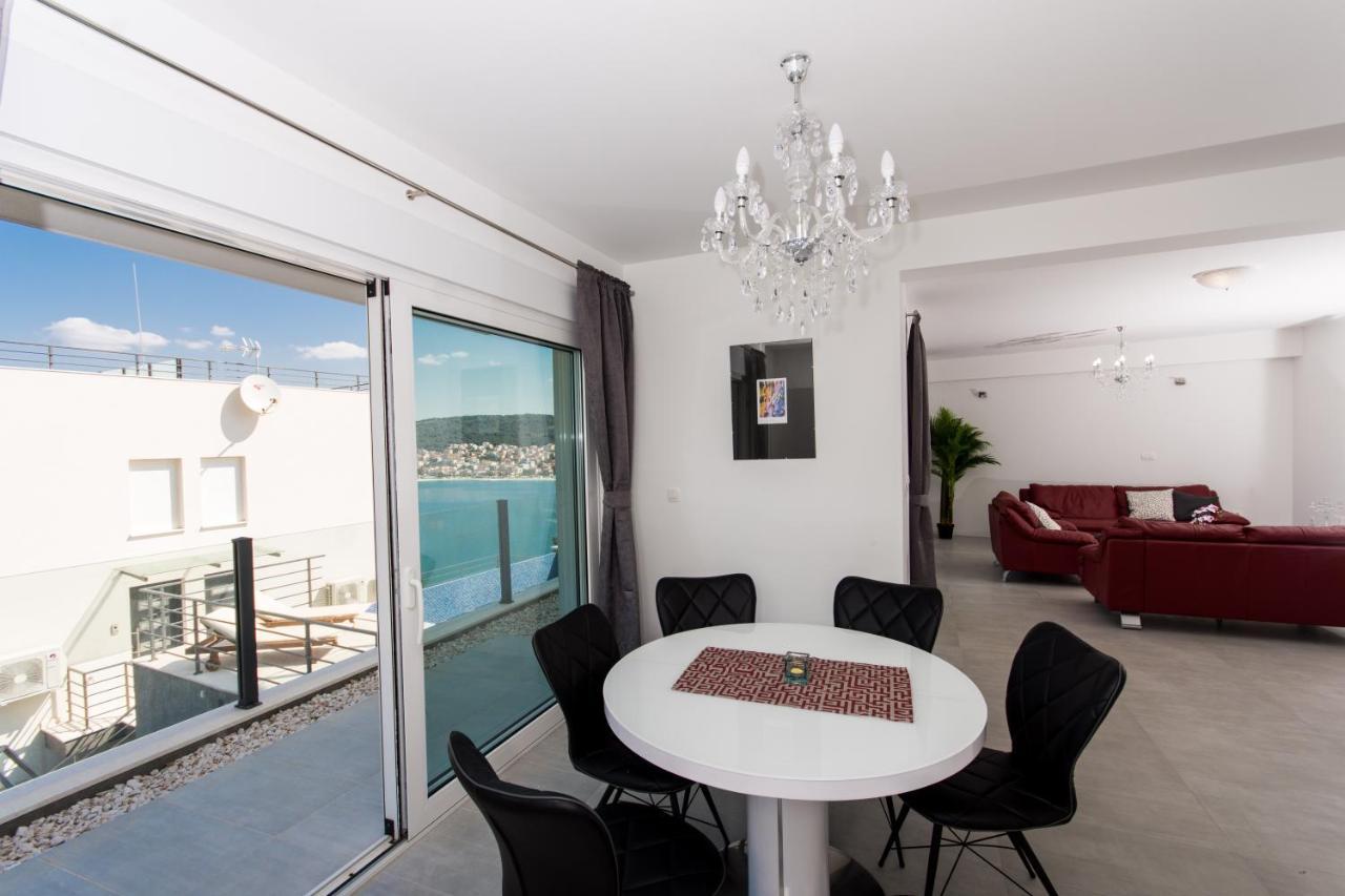 Apartment Julia โตรกีร์ ภายนอก รูปภาพ