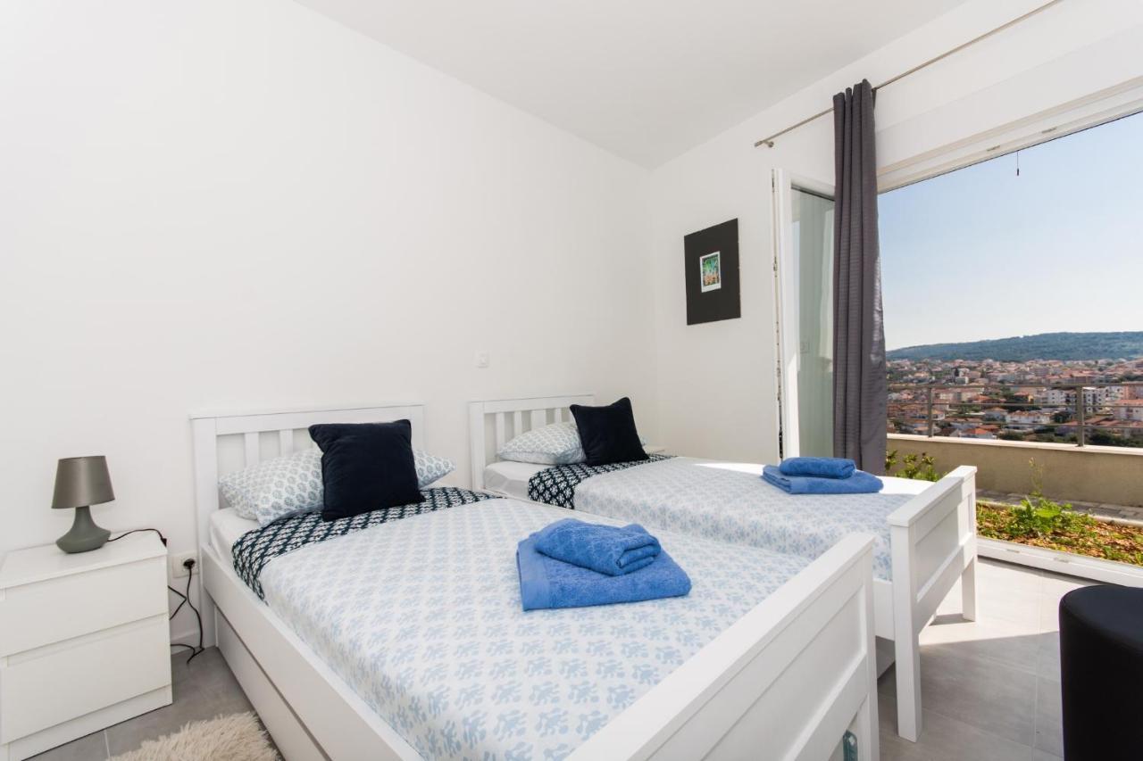 Apartment Julia โตรกีร์ ภายนอก รูปภาพ