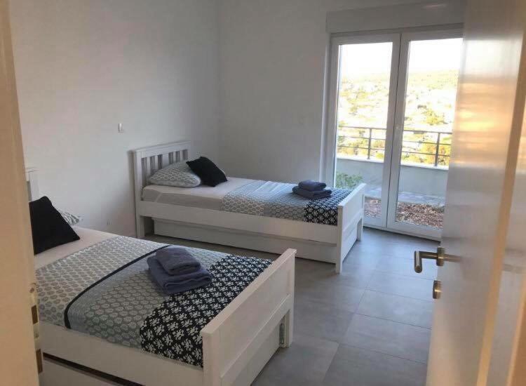 Apartment Julia โตรกีร์ ภายนอก รูปภาพ
